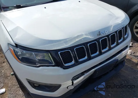 2020 Jeep Compass Latitude 4X4 from USA, damaged, VIN 3C4NJDBB1LT166446